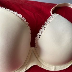 CALVIN KLEIN Lace Cream 36D Bra